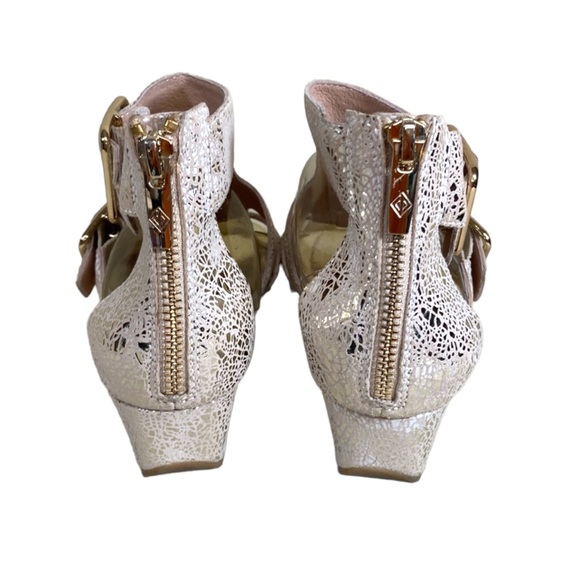 DONALD J PLINER WEDGE SANDALS BFPM-06-087 - Picture 2 of 8